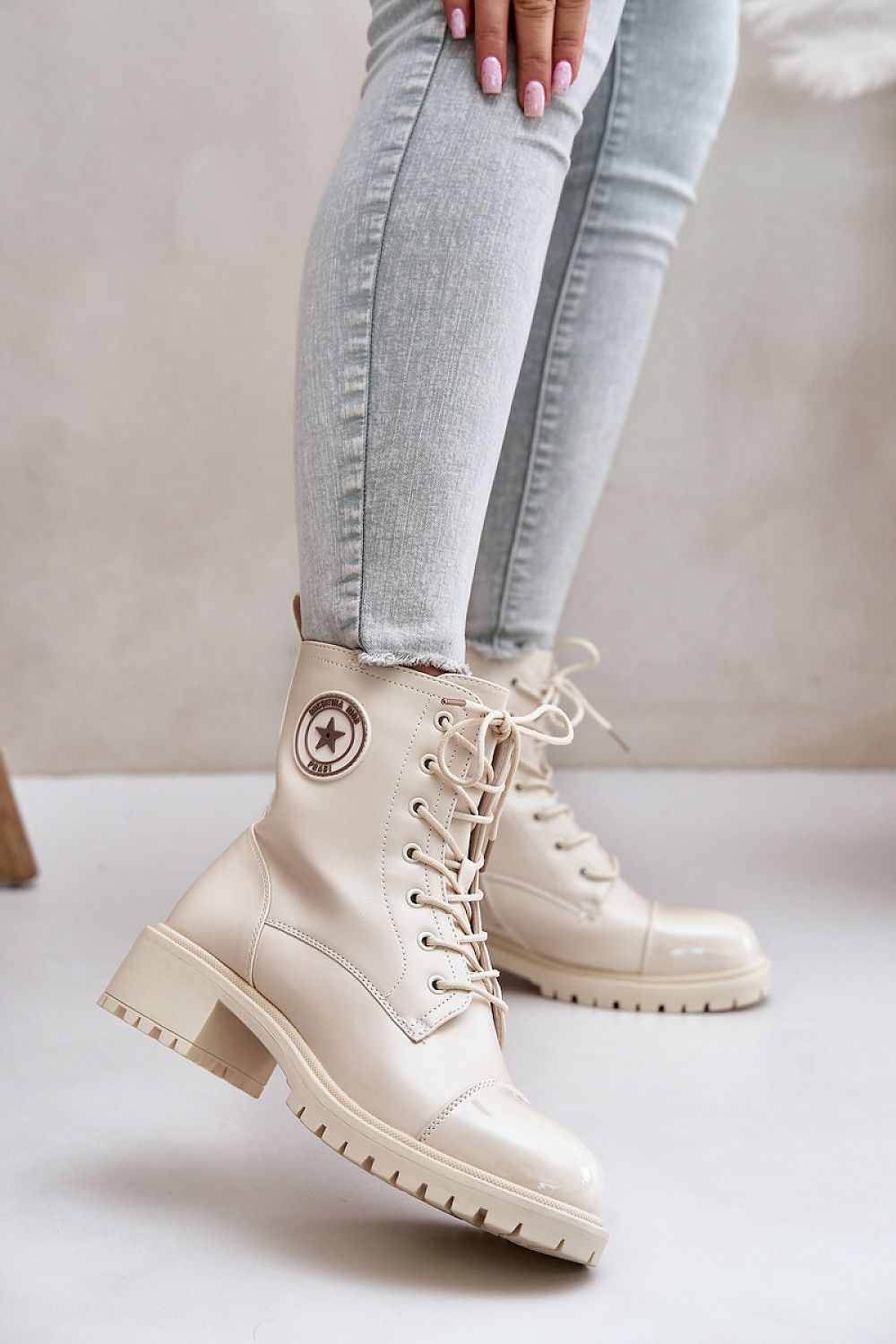  Bootie model 201747 Step in style 