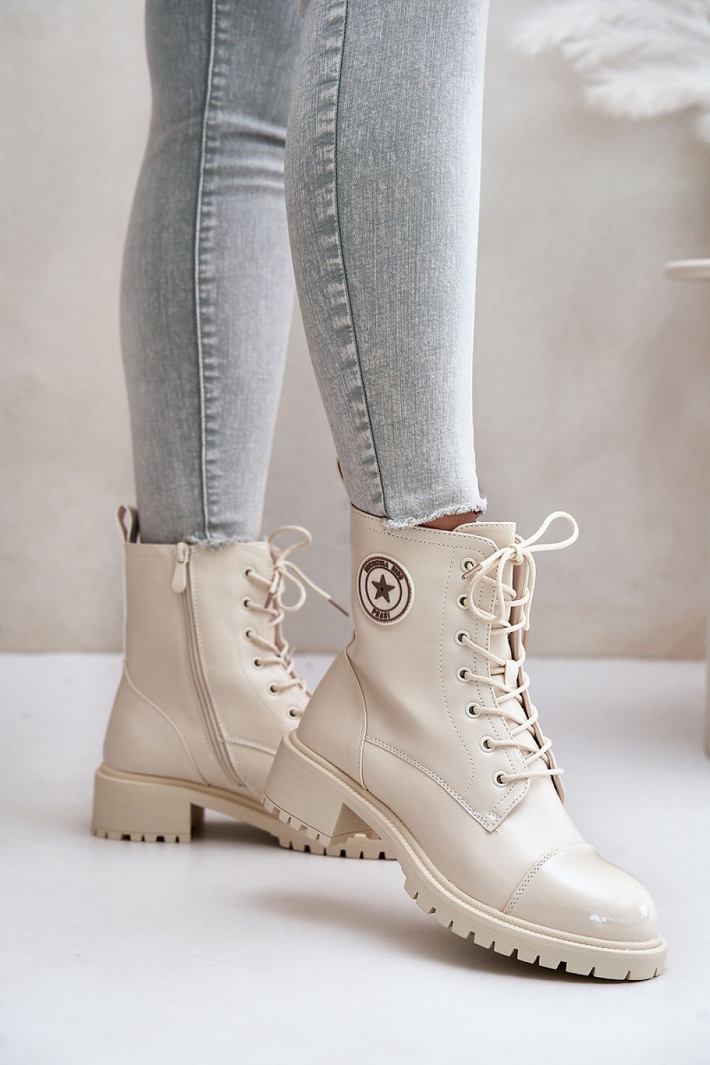  Bootie model 201747 Step in style 