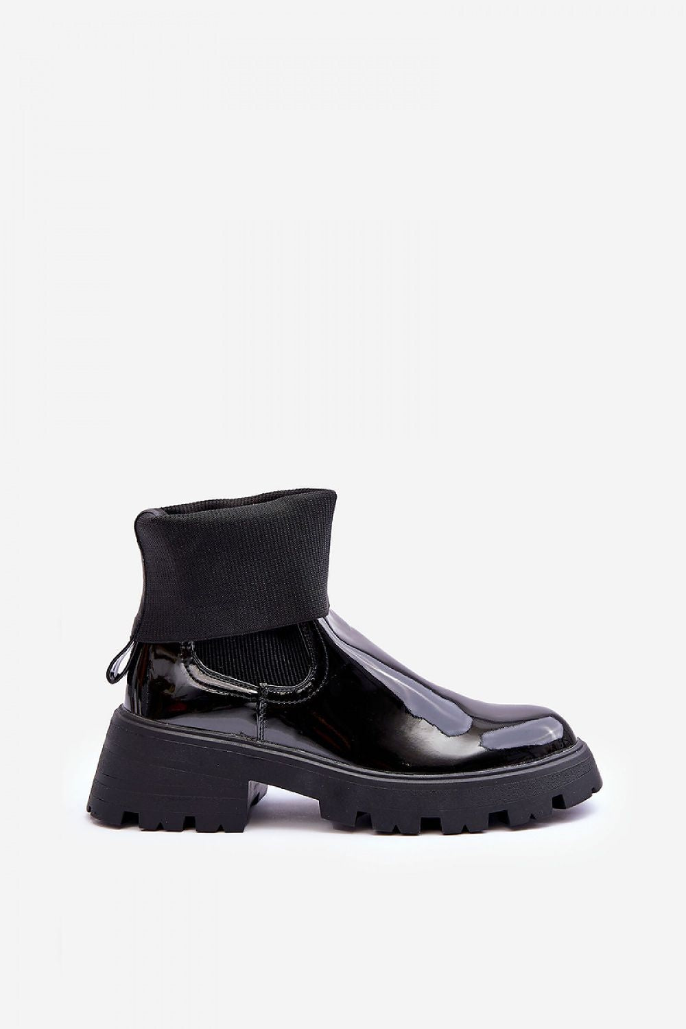 Elegantné čižmy s elastickými vložkami